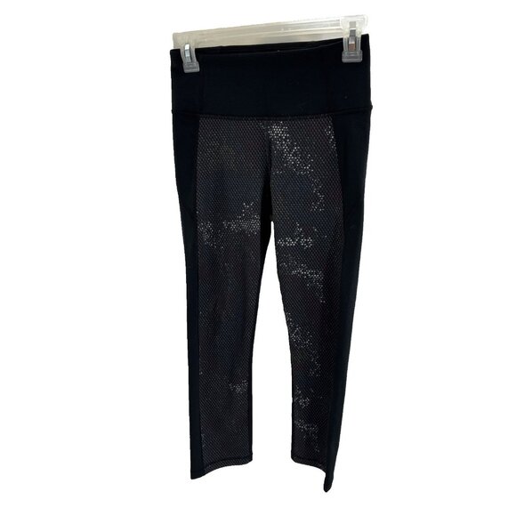 Under Armour Womens Size S Capri Leggings Black Geometric Athletic Workout - Picture 1 of 5